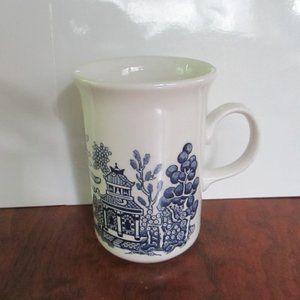 Churchill Willow Blue Vintage Tall Mug with Ear Handle